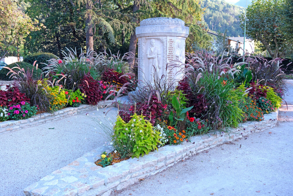 Nyons - Label Ville Fleurie