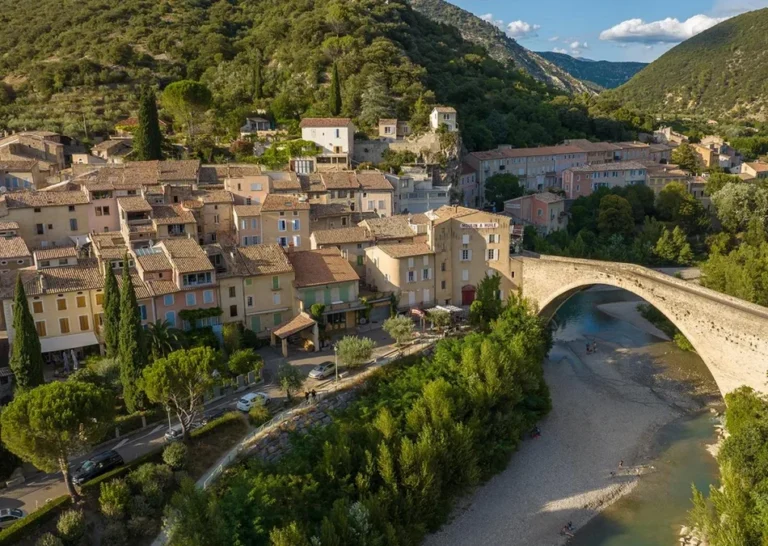 Pont roman de Nyons : un monument chargé d’histoire et de légendes